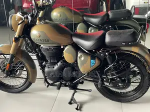 New Royal Enfield Classic 350 2026 Beige