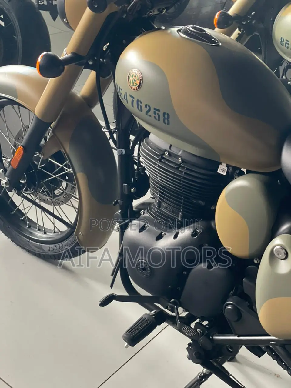 New Royal Enfield Classic 350 2026 Beige