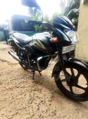 TVS Metro 2015 Green