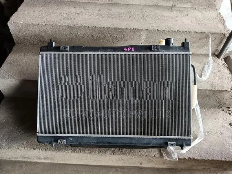 Honda Fit GP5 Radiator