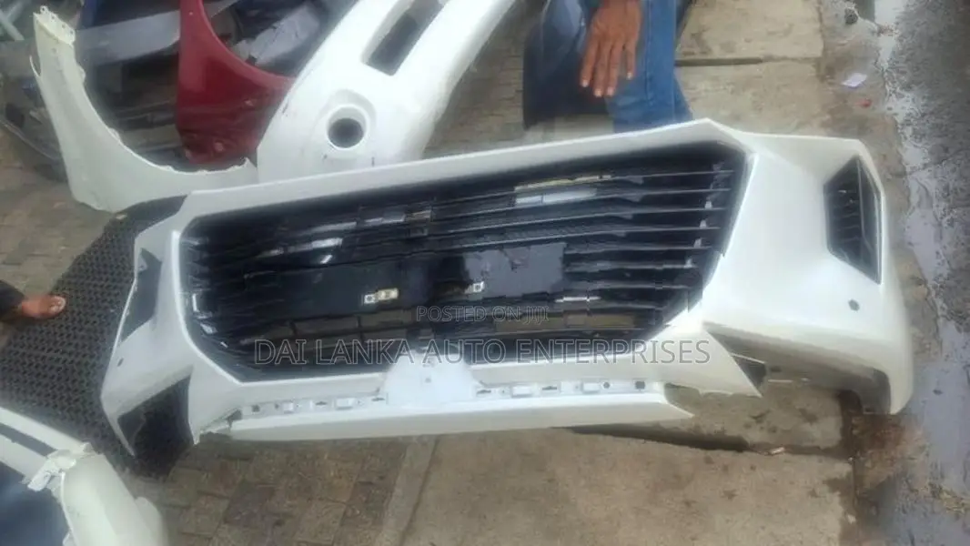 Toyota Yaris Ativ Front Bumper Panel
