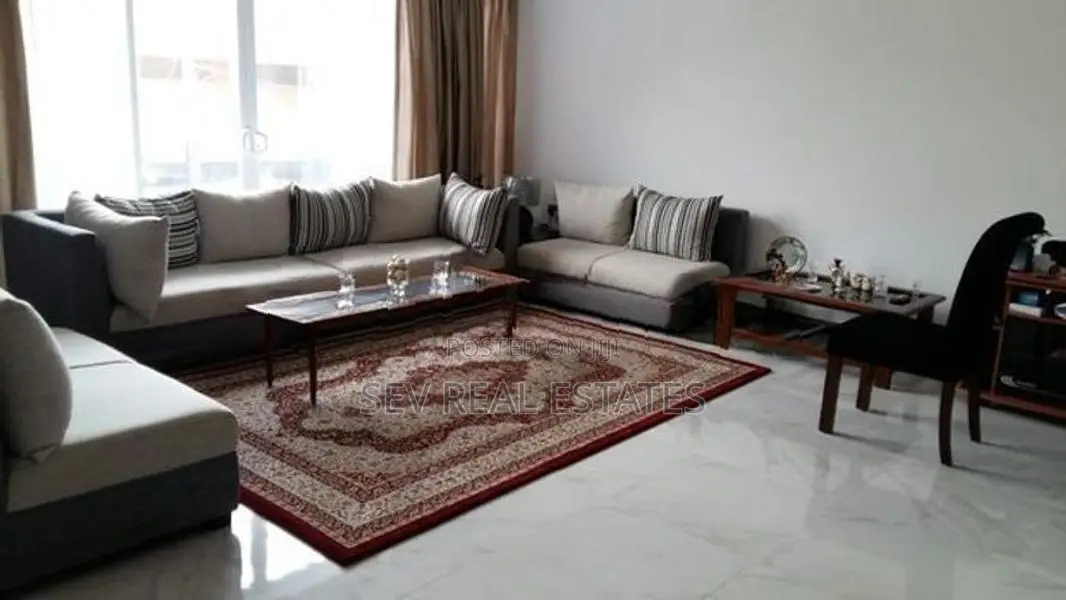Three Bedroom Apartment for sale in Colombo 3