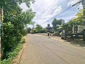 Valuable land for sale located, Tourism Zone Hikkaduwa. (ID : HKKD001)