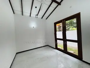 Modern super luxury House-piliyandalan