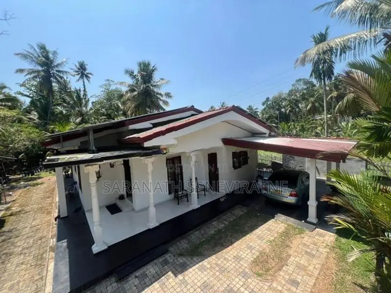 House for Sale in a Peaceful Residential Area – Ja-Ela 30 kw SOLAR POW