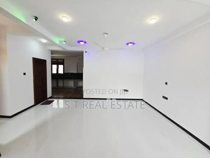 Newly Build Luxury 3 Story House For Sale In Kahathuduwa