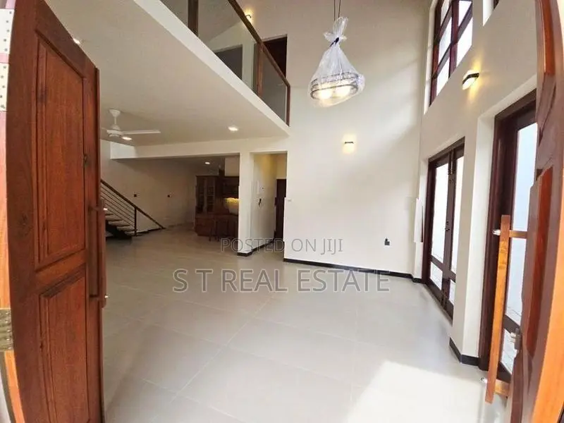 Architecture Designed Luxury Two Story House For Sale In Battaramulla