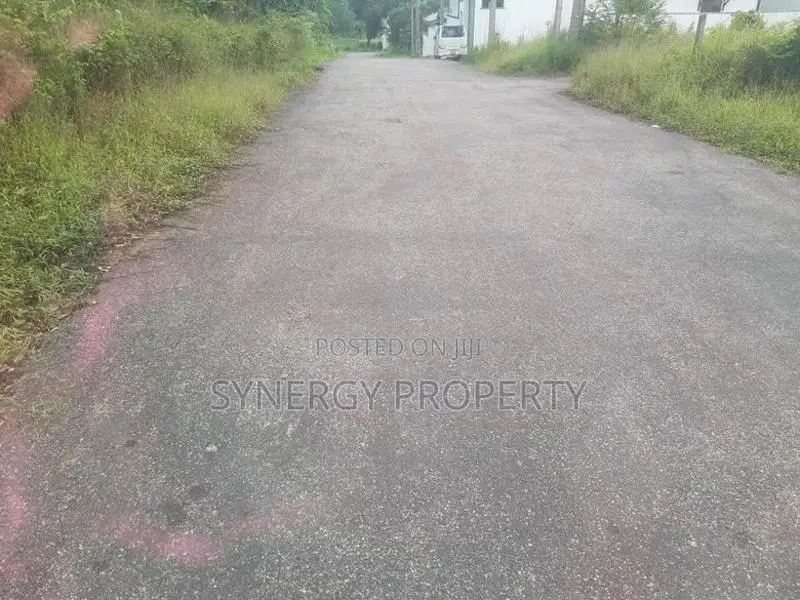 Container yard Suitable Land for sale athurugiriya