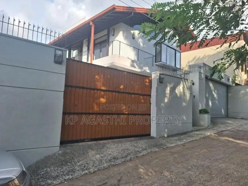 super Luxury brand new house for sale in Rajagiriya