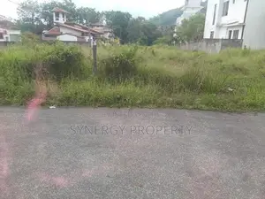 Container yard Suitable Land for sale athurugiriya