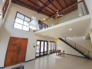 Modern Designed Luxury Two Storey House for Sale in Battaramulla
