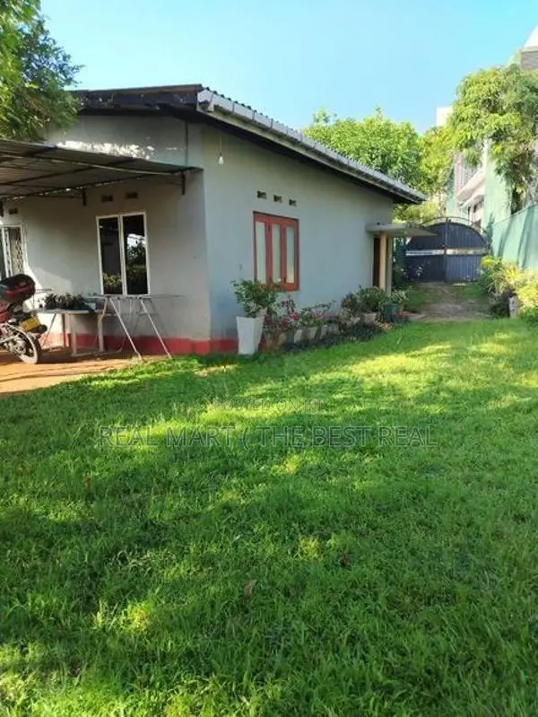Nugegoda : 3BR (21P) Residential House for Sale