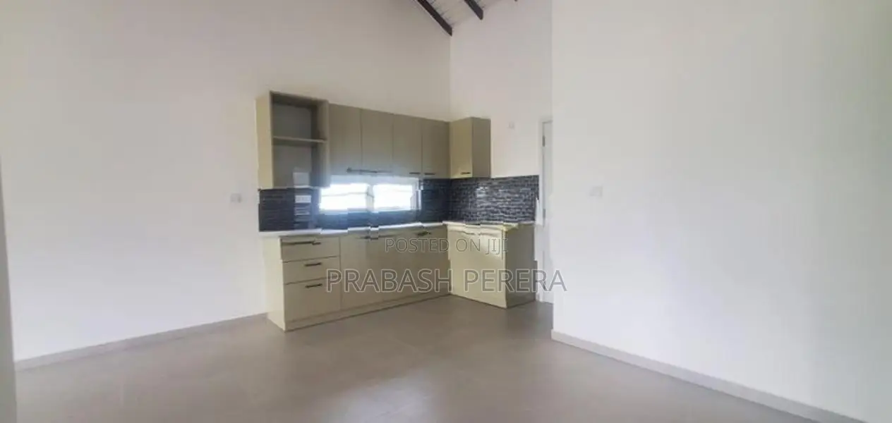 Single Storeyed Retirement Home for Sale in Athurugiriya