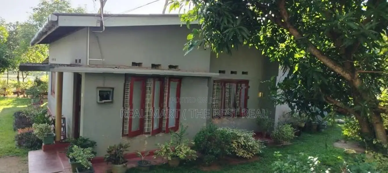 Nugegoda : 3BR (21P) Residential House for Sale
