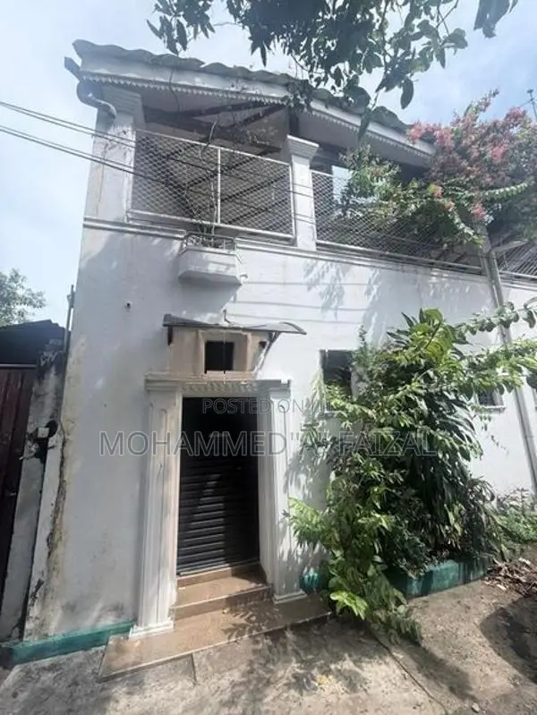 House for Sale in Saranankara Place Road Dehiwala