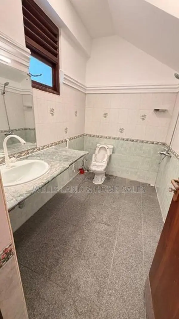 Furnished 9 Bedrooms House For Rent - Colombo 6