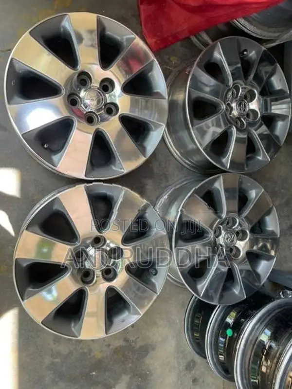 15” Alloy Wheels