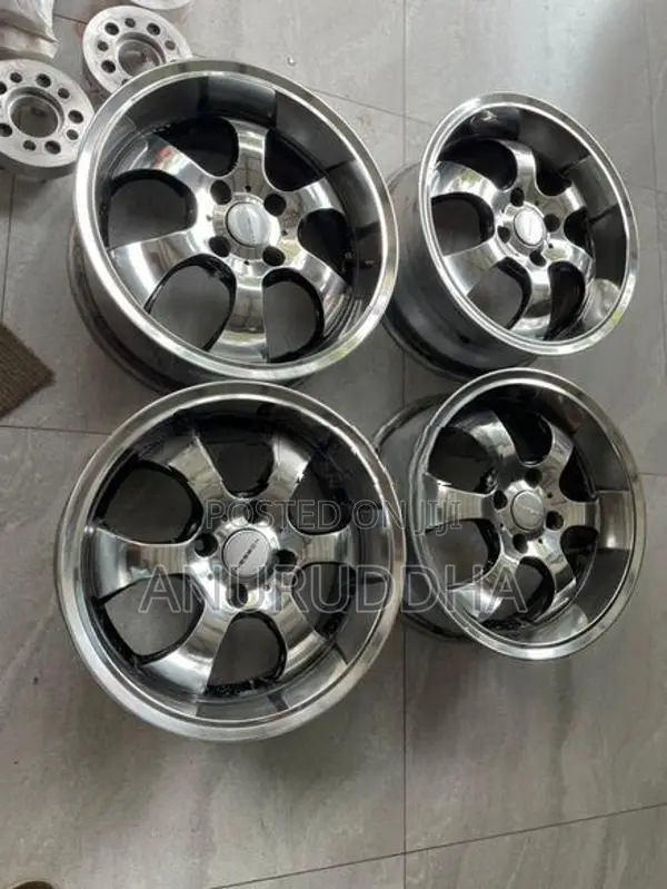 15” Alloy Wheels