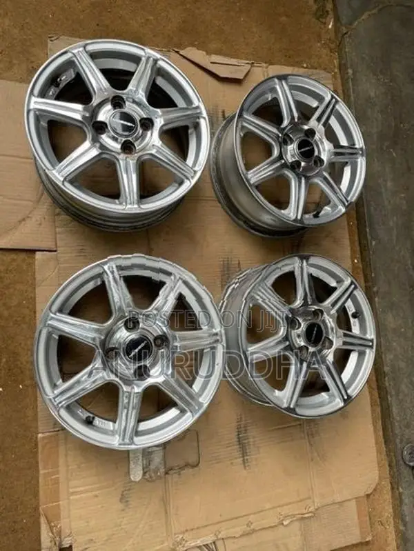 14” Alloy Wheels