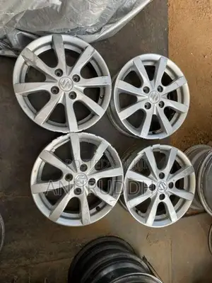 14” Alloy Wheels