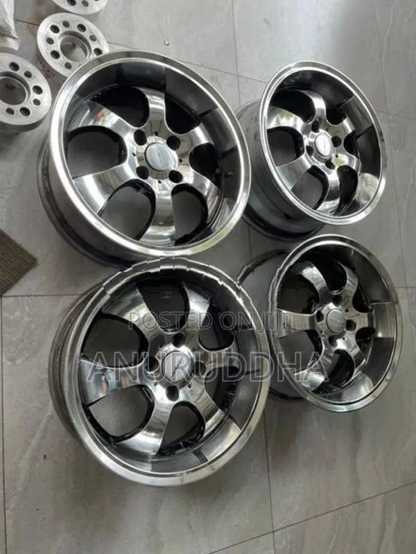 15” Alloy Wheels