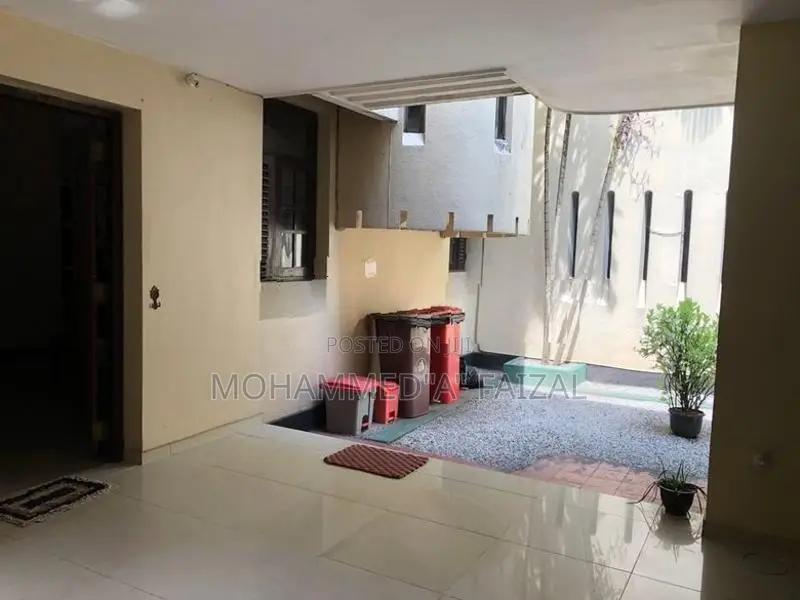 House for Rent in Vivekanantha Road Wellawatte Colombo.06