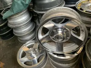 15” Alloy Wheels