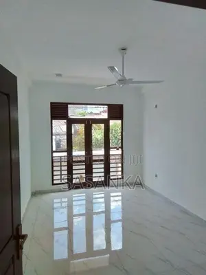Nugegoda Dewala Road Brand New Luxury House For Sale