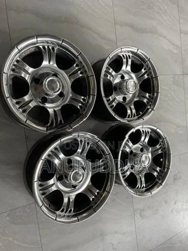 14” Alloy Wheels