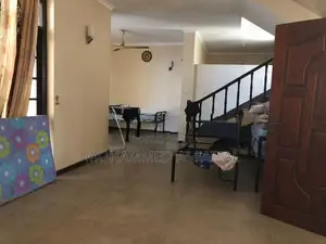 House for Rent in Vivekanantha Road Wellawatte Colombo.06