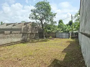 Land for sale Kaduwela, Korathota, Square plot. (ID:KDWL002)