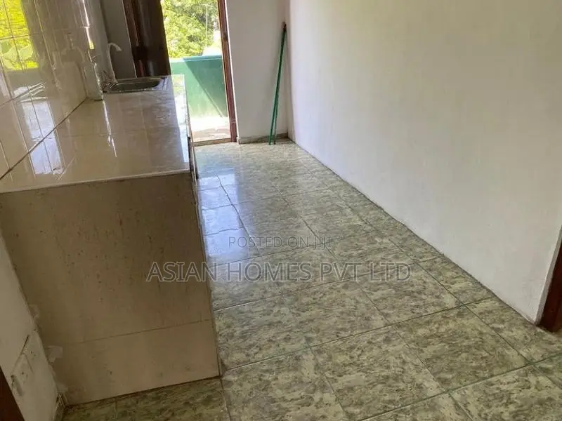 1200 Sqft 2 BHK 2nd Floor House for Rent Dehiwala