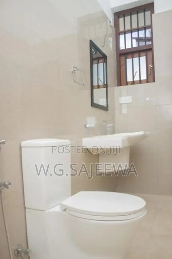 Modern Luxury 2story House with Annex In Boralesgamuwa