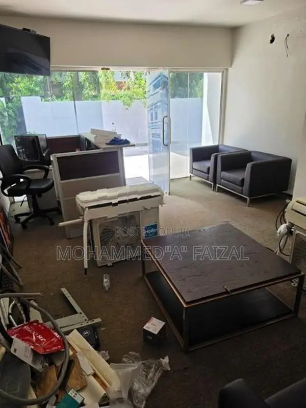 Office Place For Rent in 5th Lane Kollupity Colombo.03