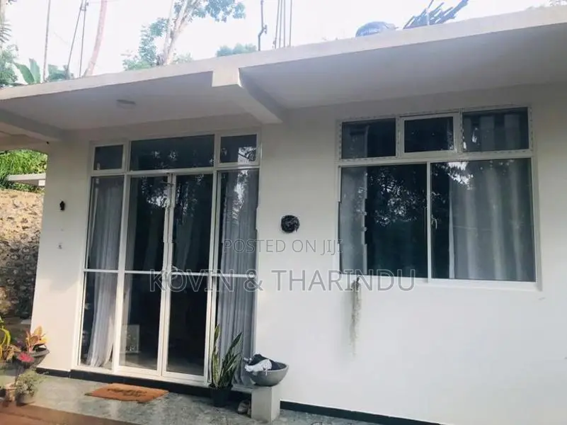 House with Land for Sale in Pilimathalawa