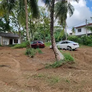 Land for Rent in Makumbura Kottawa