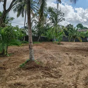 Land for Rent in Makumbura Kottawa