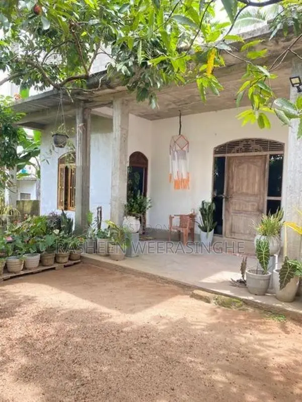 House for Sale in Henegama