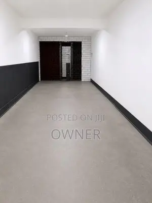 300 Sq. Ft. Secure Storage Building for Rent in Katubedda Moratuwa
