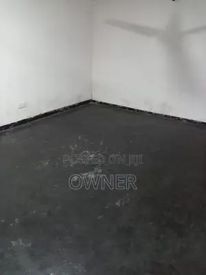 300 Sq. Ft. Secure Storage Building for Rent in Katubedda Moratuwa