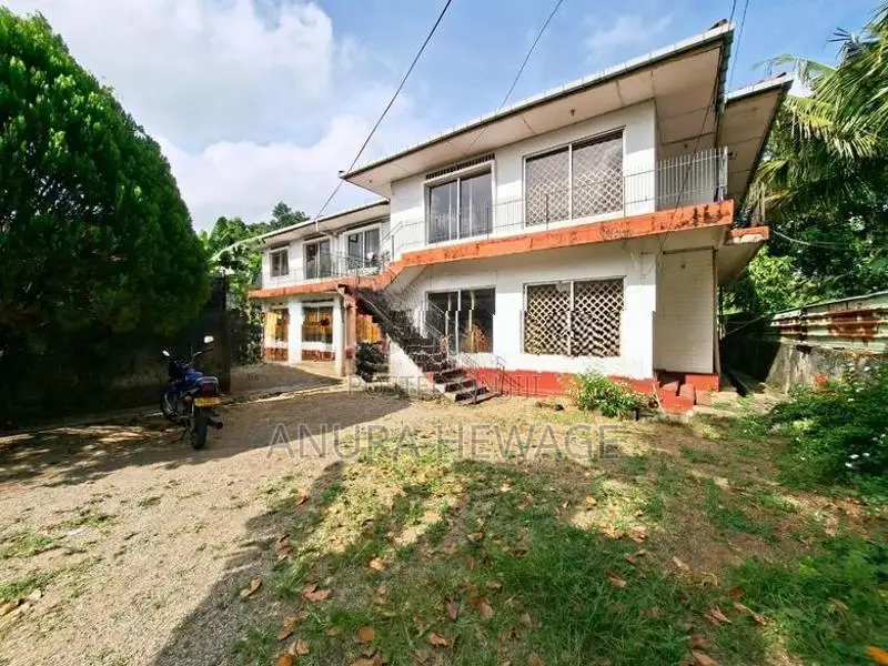 නුගේගොඩ, දේවාල පාරේ පිහිටි ඉඩමක් විකිණීමට ඇත. (ID : NUGE005S)