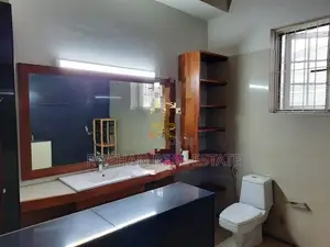 MODERN HOUSE FOR SALE COLOMBO 5 ASH2488