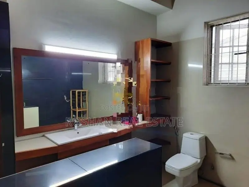 MODERN HOUSE FOR SALE COLOMBO 5 ASH2488