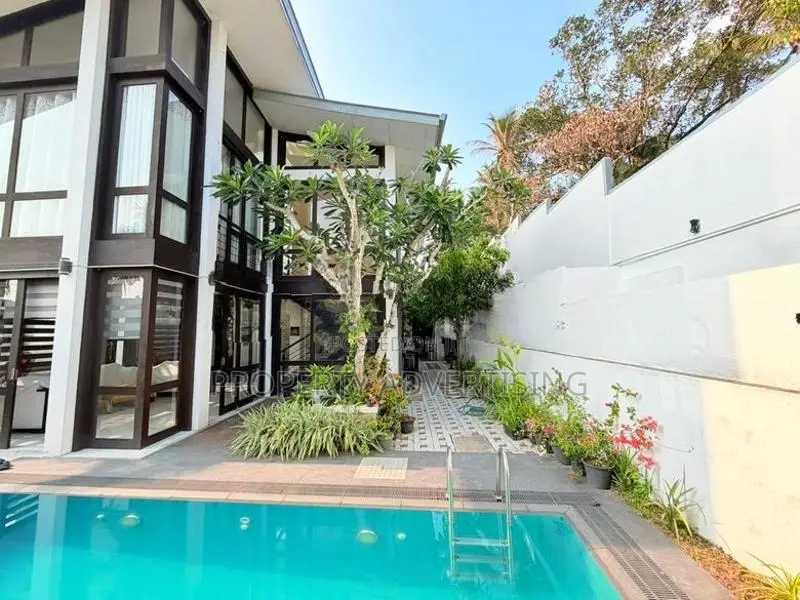 Battramulla Luxury House for Sale in prime location