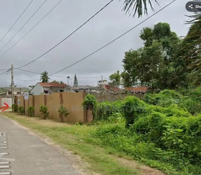 Seeduwa : 8.5P Highly Residancial Land for Sale in HPT Homes