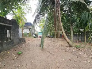13.7P Residential Land For Sale In Embuldeniya