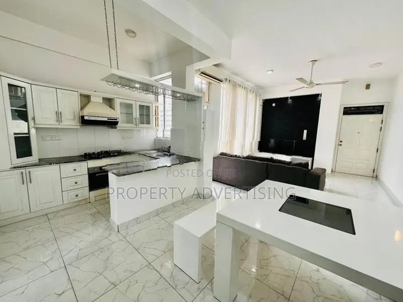 2 BR Mount Lavinia Apartment For Sale