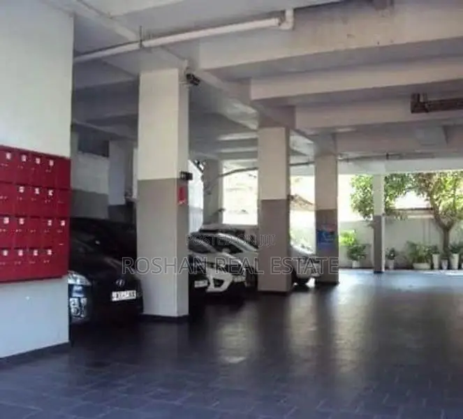 APARTMENT FOR SALE COLOMBO 6 HARMERS AVENUE KAZ2498