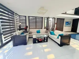 Battramulla Luxury House for Sale in prime location