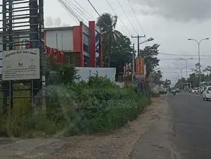 Land for Sale Seeduwa Liyanagemulla HTP8 Colombo main road 200m